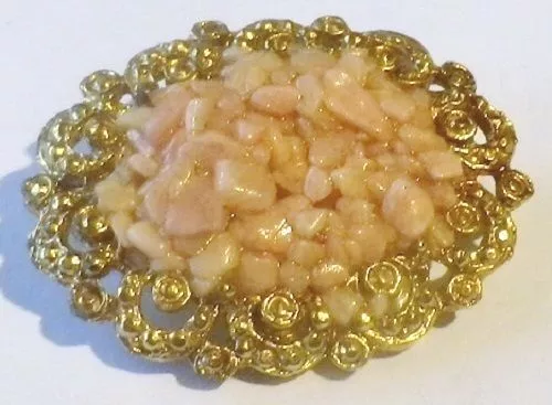 Broche Rétro Ovale Or Avec Pierre Naturelle Rose – Bijou Vintage Déco – Modèle *4875 – Occasion