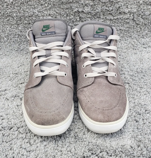 Nike suketo sneakers hot sale