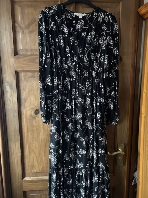 Ladies Black &cream Print M&S Dress Size 10