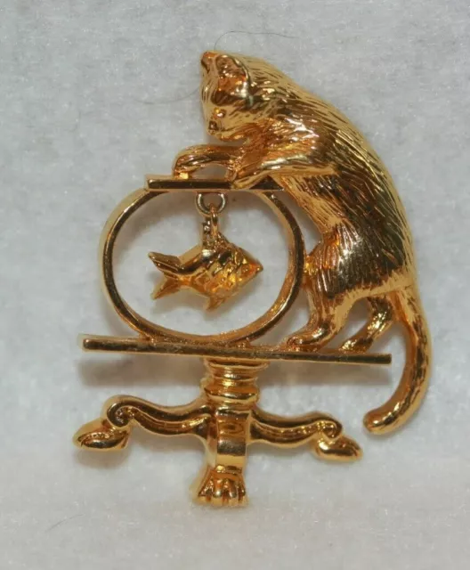 Avon Cat & Fishbowl Gold Tone Brooch Pin