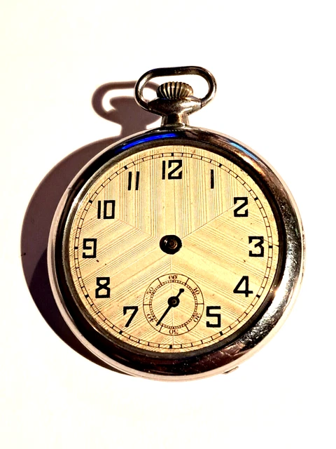 Montre Gousset Ancienne N908 (mouvement Ne Fonctionne Pas) - Pour Pièces Ou Décoration