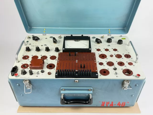Russisches Röhrenprüfgerät L3-3 Л3-3 Rarität optisch 1a NVA UDSSR Röhrentester