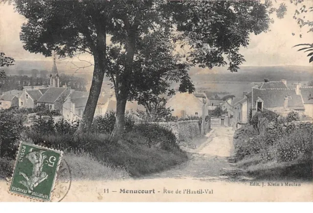 95 - n°111799 - Menucourt - Rue de l'Hautil-Val