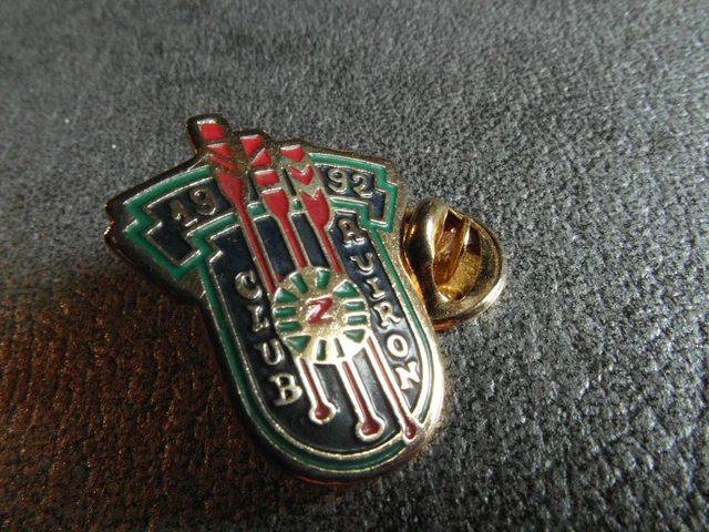 Pin's Email Aviron Bayonnais - Randonnée Du Pays Basque - Insigne Collection - France