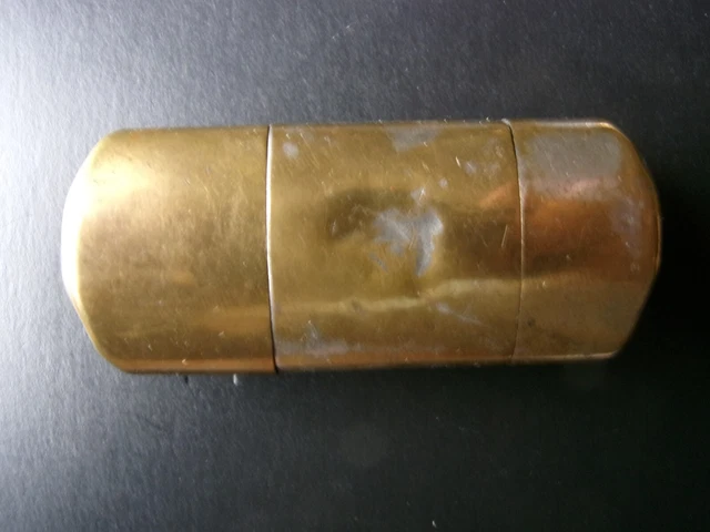 Briquet Publicitaire Magasin De Troyes - Marque  Jym.  Trois Compartiments.