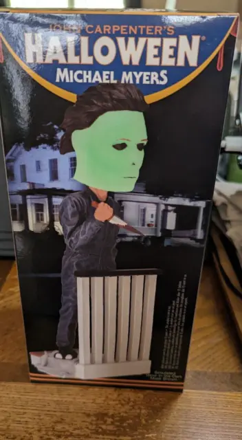 ROYAL BOBBLES HALLOWEEN MICHAEL MYERS Glow In The Dark Exclusive  Limited to 600 2