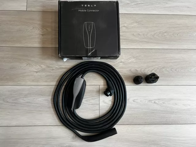 Tesla OEM Mobile Charger Gen 1 40amp NEMA 14-50 +5-15 adapter Quick Shipping!