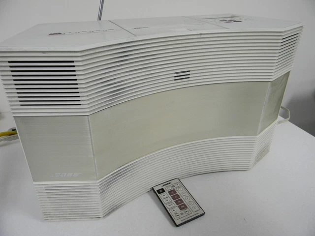Bose Acoustic Wave Music System Model CD-3000 AM FM Radio w/Remote & Battery
