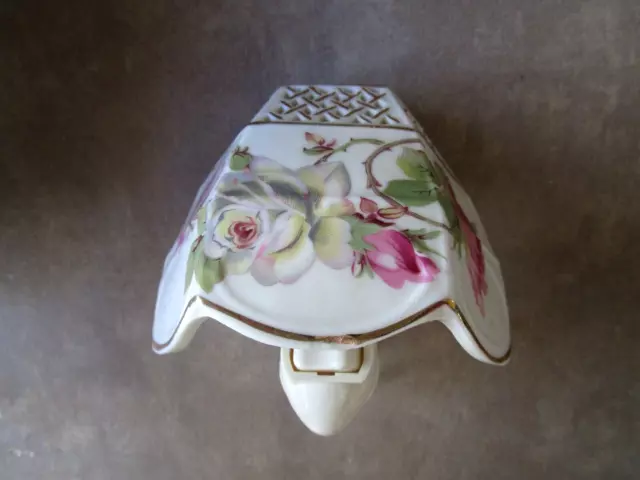 Night Light Porcelain Wall Plug In Pierced Floral Roses Gilt Granny Cottage Chic