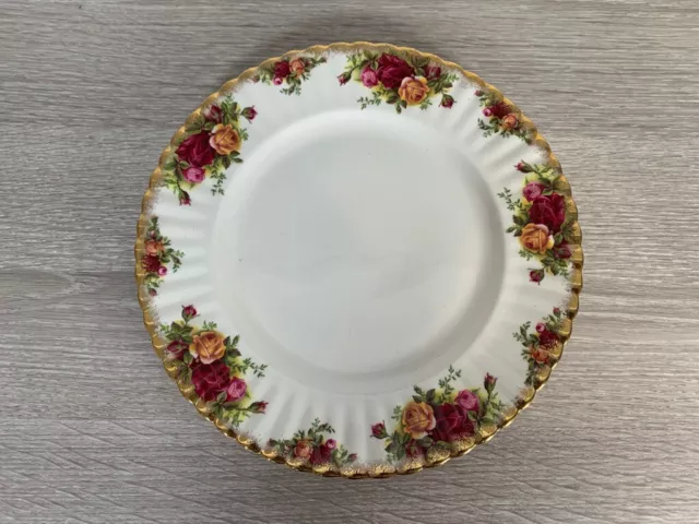 Stunning Vintage Royal Albert Old Country Roses Large Dinner Plate~England