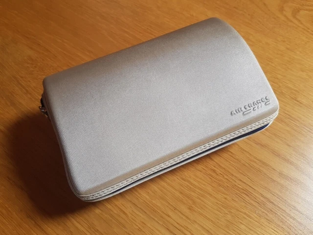 ANCIENNE, TROUSSE DE Toilette Air France La Première EUR 15,00 - FR
