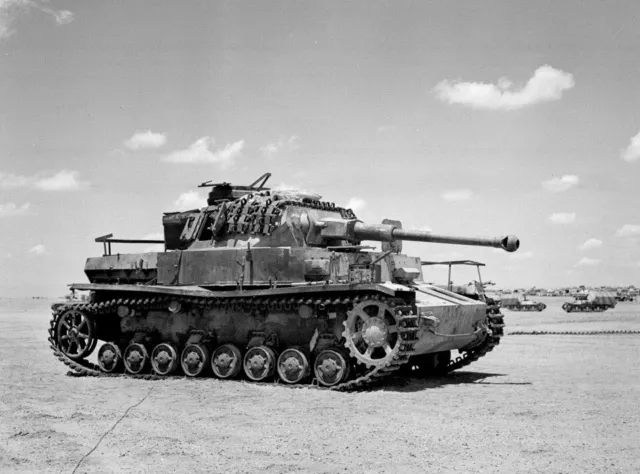 WW2 WWII Photo German Panzer IV Tank Pzkpfw. IV Wehrmacht  World War Two / 4208