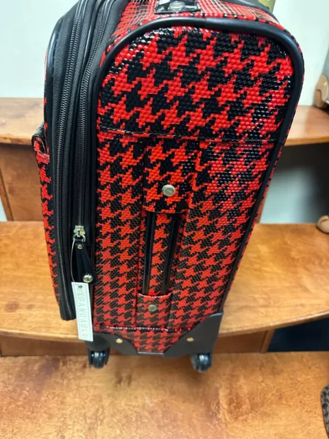 New Samantha Brown Houndstooth  20" Carry On Red / Black Color Spinner 3