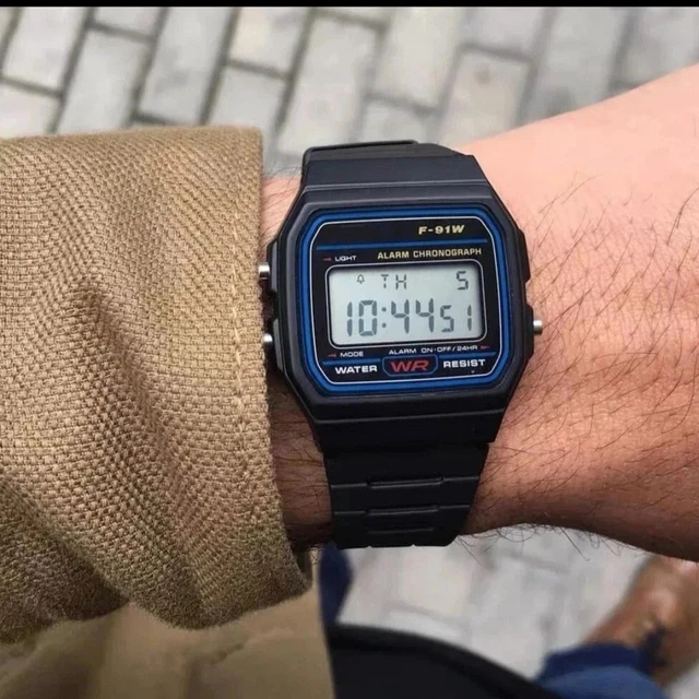 Acquista SMAEL Orologi digitali da uomo Orologi sportivi con doppio display 3ATM Orologio sportivo elettronico luminoso impermeabile da polso Orologio militare maschile in Italia a partire da 16