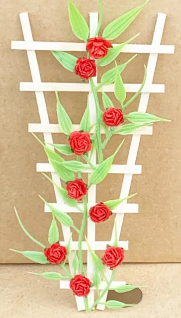 Red Roses Fixed On A Natural Finish Wooden Trellis Tumdee 1:12 Scale Dolls House