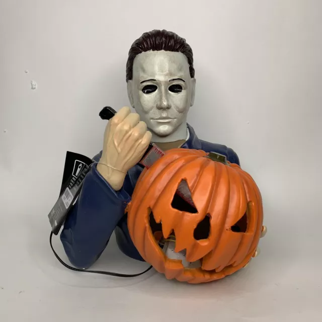 Halloween Michael Myers Statue LED Light Up Bust Spirit Sold Out In Hand