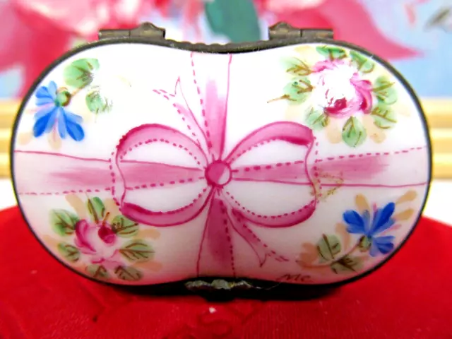 Limoges France pink bow & roses  Trinket Box Hand-Painted Porcelain signed