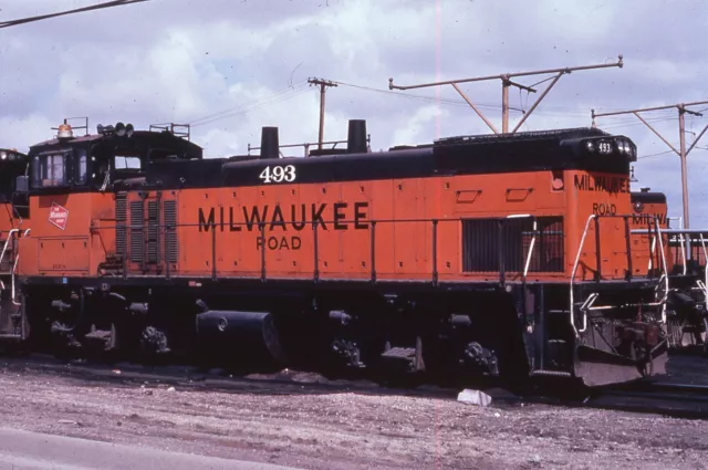 Duplicate Train Slide Milwaukee MP-15-AC  #493  04/1980 Bensenville Illinois