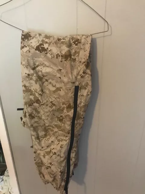 USMC GORE-TEX Trousers, Lightweight Exposure Medium Regular 