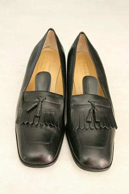 jolies chaussures à talons et pompoms cuir noir HEYRAUD pointure 40 comme neuves