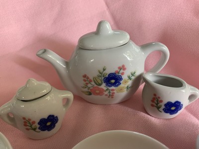 strombecker tea set