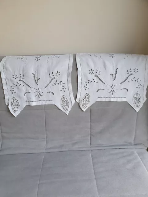 Lot 2 Napperon dessus de siege ancien en dentelle broderies Richelieu