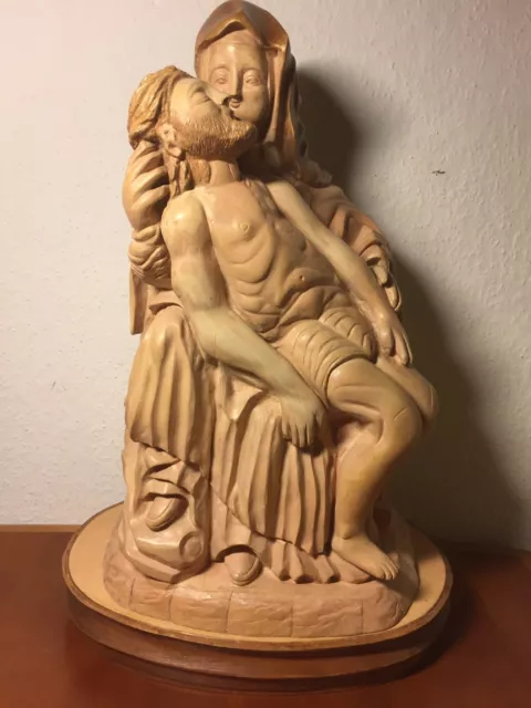 Vtg Hand Carved Wood Pieta Madonna Virgin Mary Our Lady Of Pity Jesus Statue