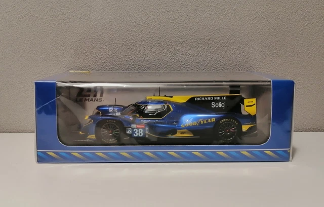 SPARK AUDI R8 Champion Racing Winner 24h du Mans 2005 1/43 43LM05