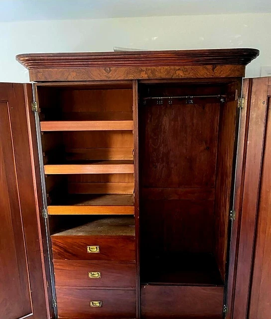 Victorian Mahogany Two Door Wardrobe 2