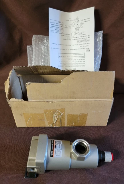 SMC AMG150 Ambient Dryer 1/4" NPT Max 145psi AMG150-N02BC