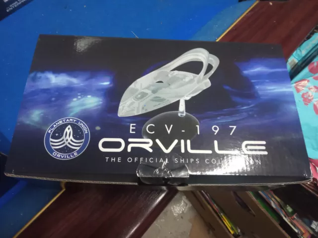 Eaglemoss Hero Starship Diecast Collection  USS Orville (ECV-197) XL 26 cm New