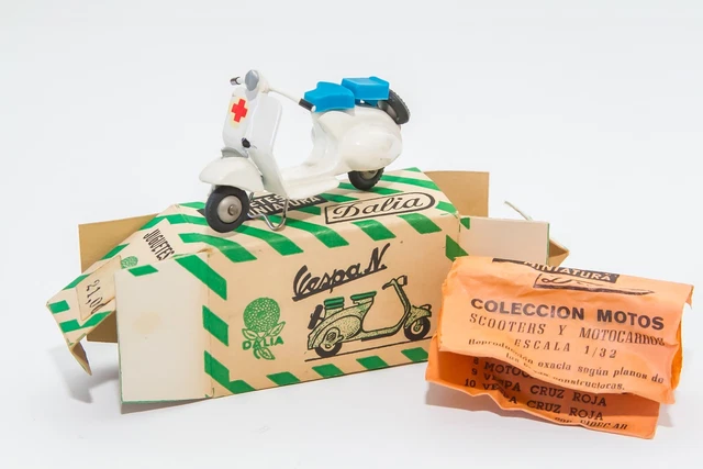 Jouet ancien Solido série 100 Alfa Roméo 2600 marron rose,no dinky norev mebetoys politoys - Collection