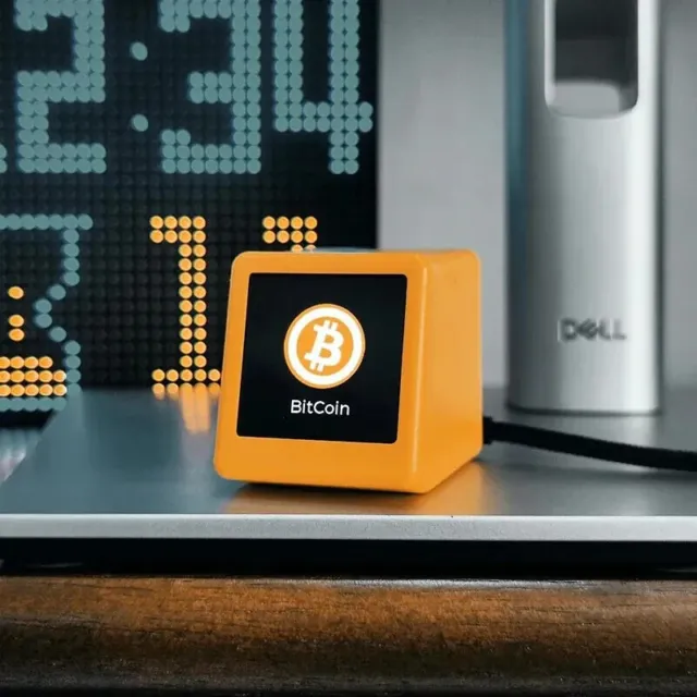 BitCoin Stock Price Display Ticker Cryptocurrency - Free Shipping USA!