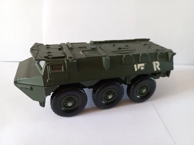 SOLIDO 1/50, BLINDÉ SAVIEM, VAB 6x6 TA20 Armée Française, version 1976