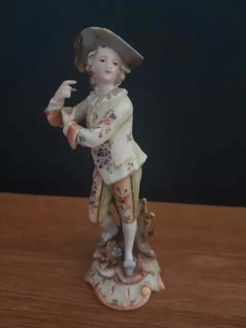FIGURINE VINTAGE RUDOLSTADT VOLKSTEDT EN PORCELAINE ALLEMANDE-homme romantique
