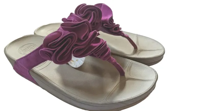 Fitflop Frou Cosmic Purple Flower Style Ruffle Suede Flip Flop SandalsSz 8 Eu 39