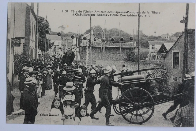 CPA Nièvre Châtillon-en-Bazois Fête Union amicale des Sapeurs-Firefighters (53664)