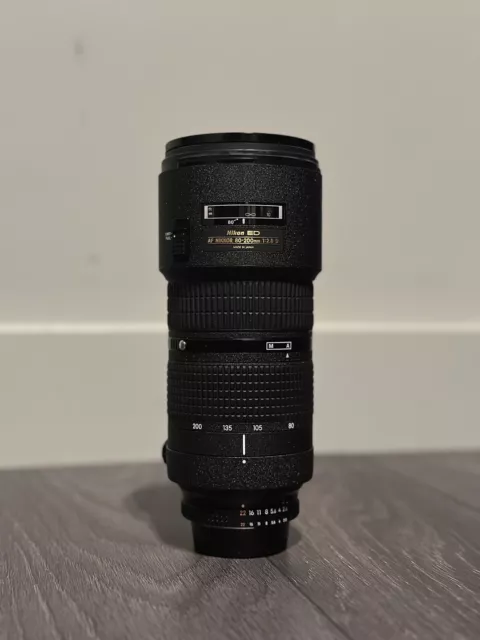 Nikon AF Nikkor 80-200mm F2.8 D ED Telephoto Zoom Lens.