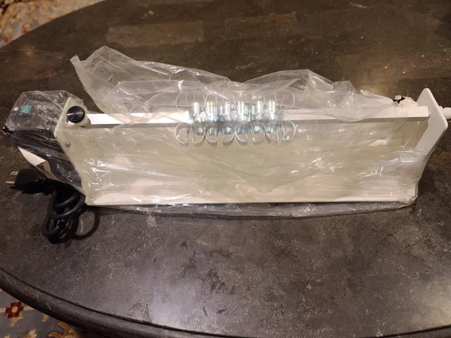 Barnstead Labquake Rotisserie Shaker, Rotator 415110, 14 Clips x 15mL Tubes