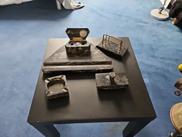 altes Schreibtischset aus Marmor/Granit bestehend aus 4 Teilen.