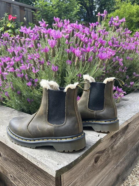 Dr. Martens Chelsea Boots Womens 6 Leather Faux Fur Lined