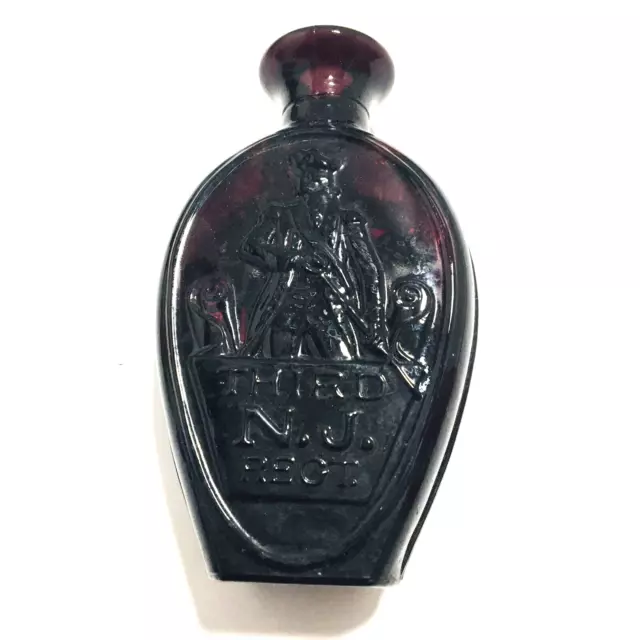 S.A.R. 1981 SONS of the American Revolution Glass Bottle Third New Jersey Regt. S.A.R. 1981 SONS of the American Revolution Glass Bottle Third New Jersey Regt.
