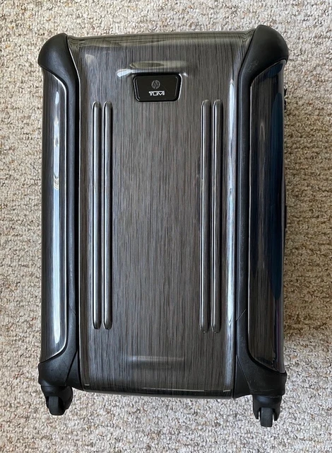 TUMI Vapor International Carry On 4-Wheel 28020D Suitcase Luggage Black/Grey 2