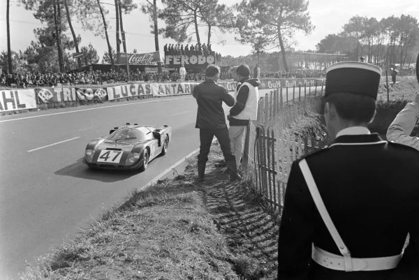 Clive Baker Andrew Hedges Healey SR - Coventry Climax Le Mans 1968 Old Photo 2