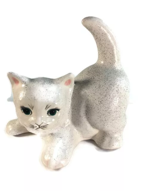 Cat Kitten Kitty Figurine White Speckled Ceramic Playful Blue Eyes 5" Vintage