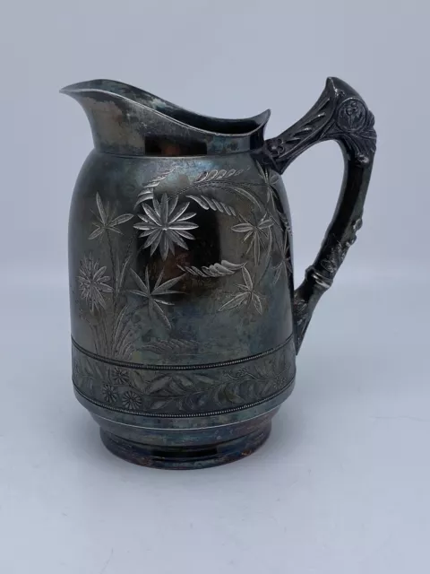 Vintage 4-3/4" WM Rogers Quadruple Plated #1200 Floral Etched Creamer Hartford
