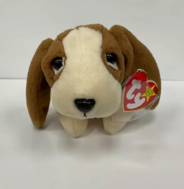 Ty Beanie Buddy - Tracker the Basset Hound Dog - 9" Long 1998 Retired Plush Toy