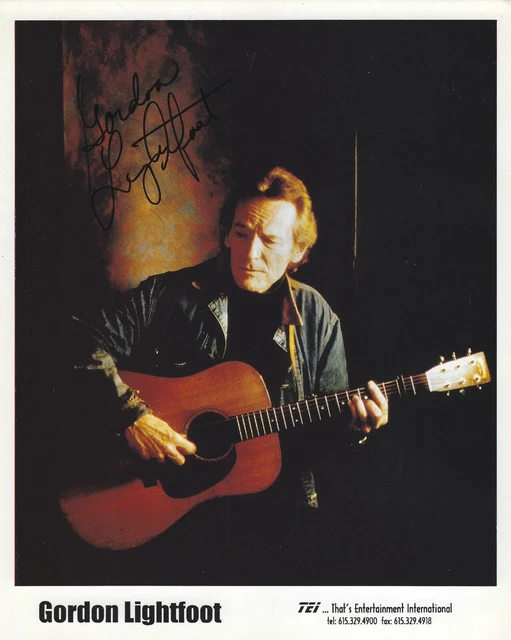Gordon Lightfoot Autographed Signed 8x10 Photo - Folk Rock Country Singer  w/COA