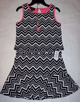 New I.N. GIRL Textured Crop Top & Skirt Set 2 Pc (came with necklace )XL