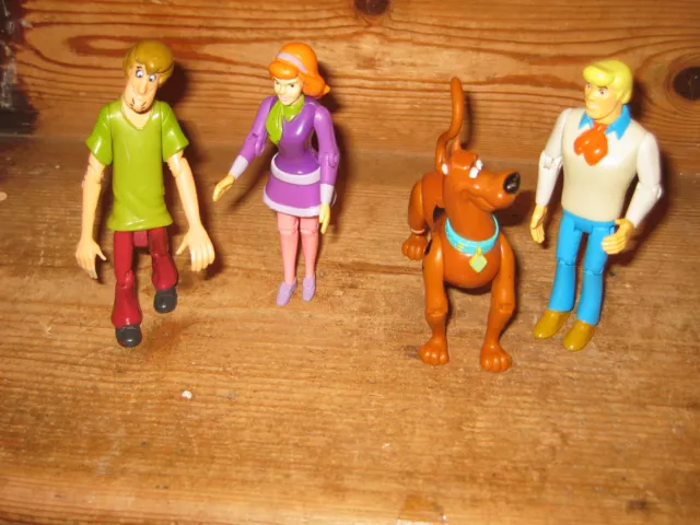 Scooby Doo Eyes Pop Hanna Barbera Mystery Solving Pose Play Figures Shaggy Fred